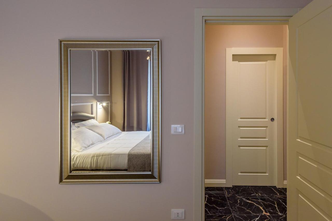 Marie Claire Apartments & Spa Vasto Bagian luar foto