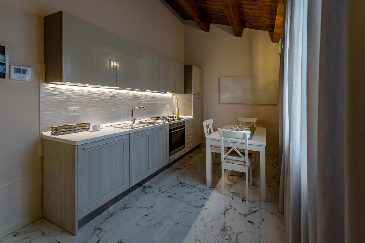 Marie Claire Apartments & Spa Vasto Ruang foto