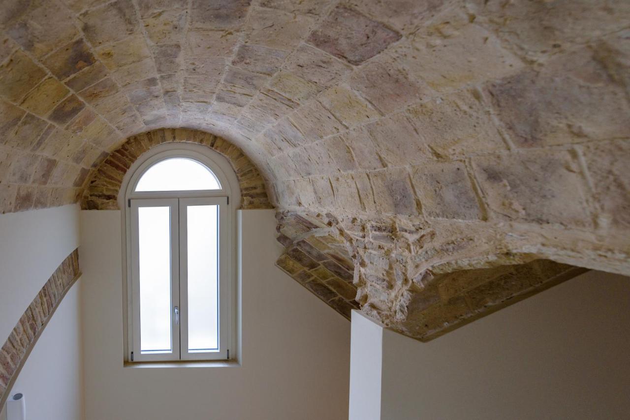Marie Claire Apartments & Spa Vasto Bagian luar foto