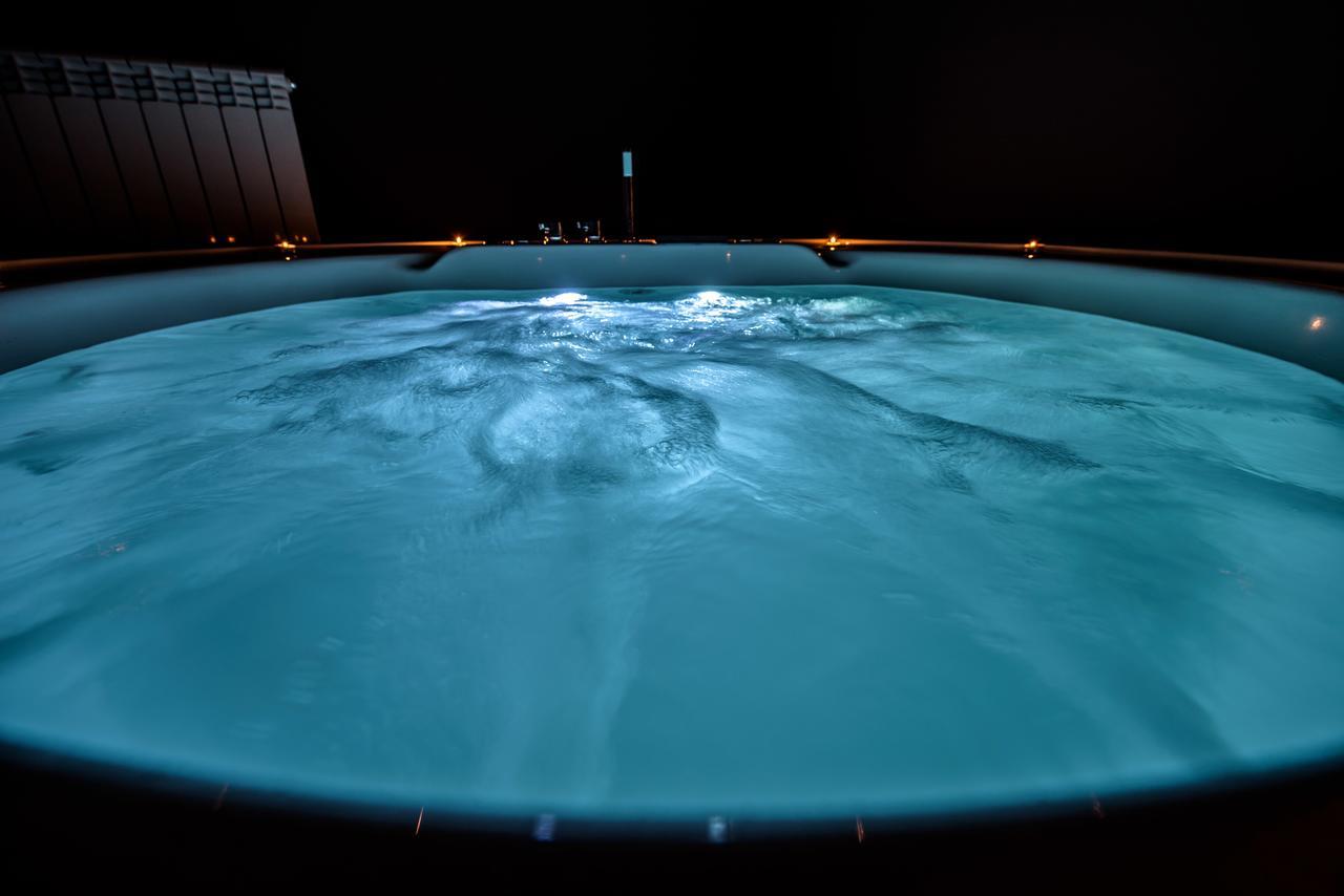 Marie Claire Apartments & Spa Vasto Bagian luar foto